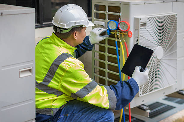 Professional Hvac Maintenance technician working in Hempstead, NY